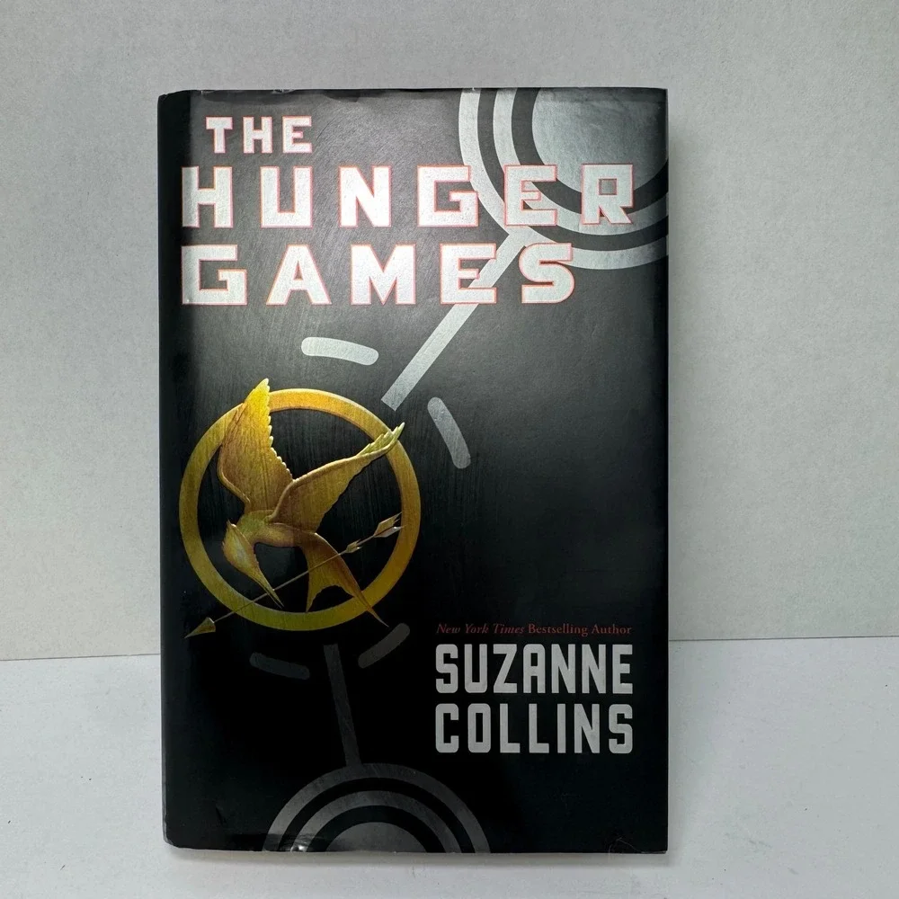 The Hunger Games Suzanne Collins Hardcover Book Scholastic Press‎ First Edition